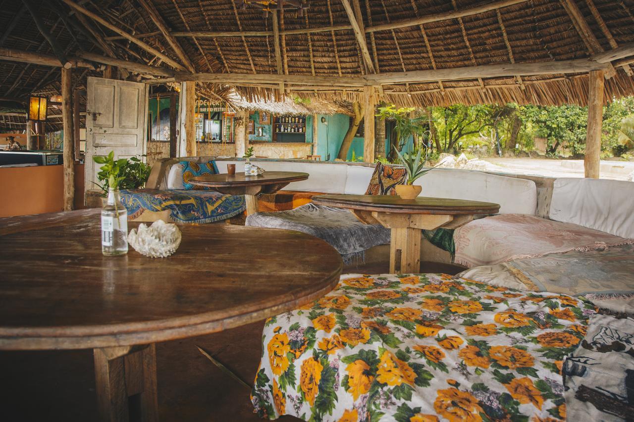 Mikadi Beach Camp & Backpackers Hostel Dar es Salaam Luaran gambar
