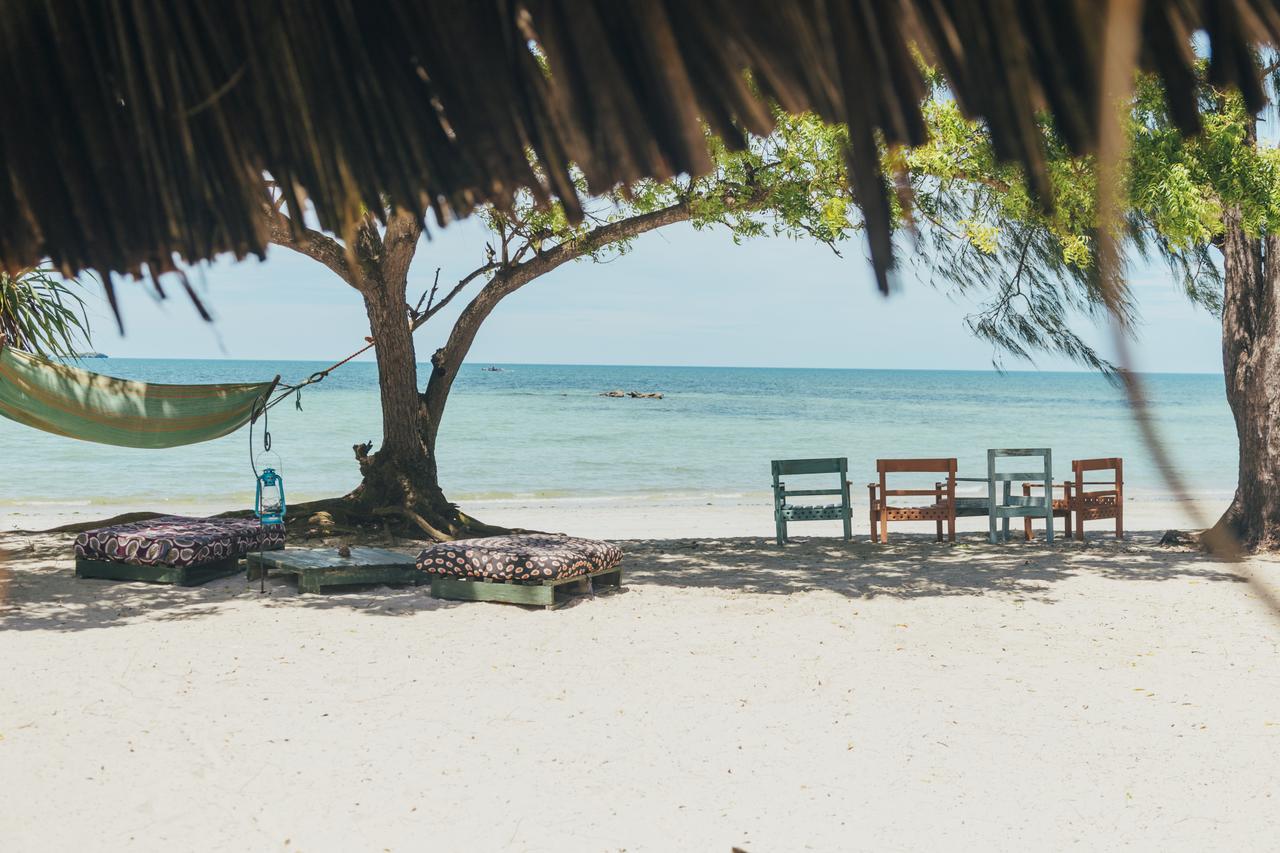 Mikadi Beach Camp & Backpackers Hostel Dar es Salaam Luaran gambar